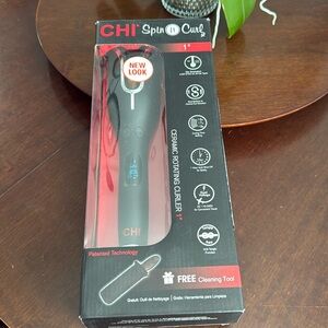 Black CHI Ceramic Rotating Curler 1". NWT. Open Box.